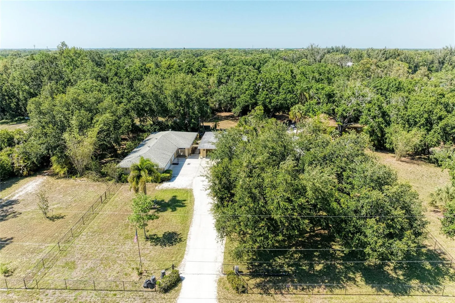 2515 49th Street Sarasota FL 34234