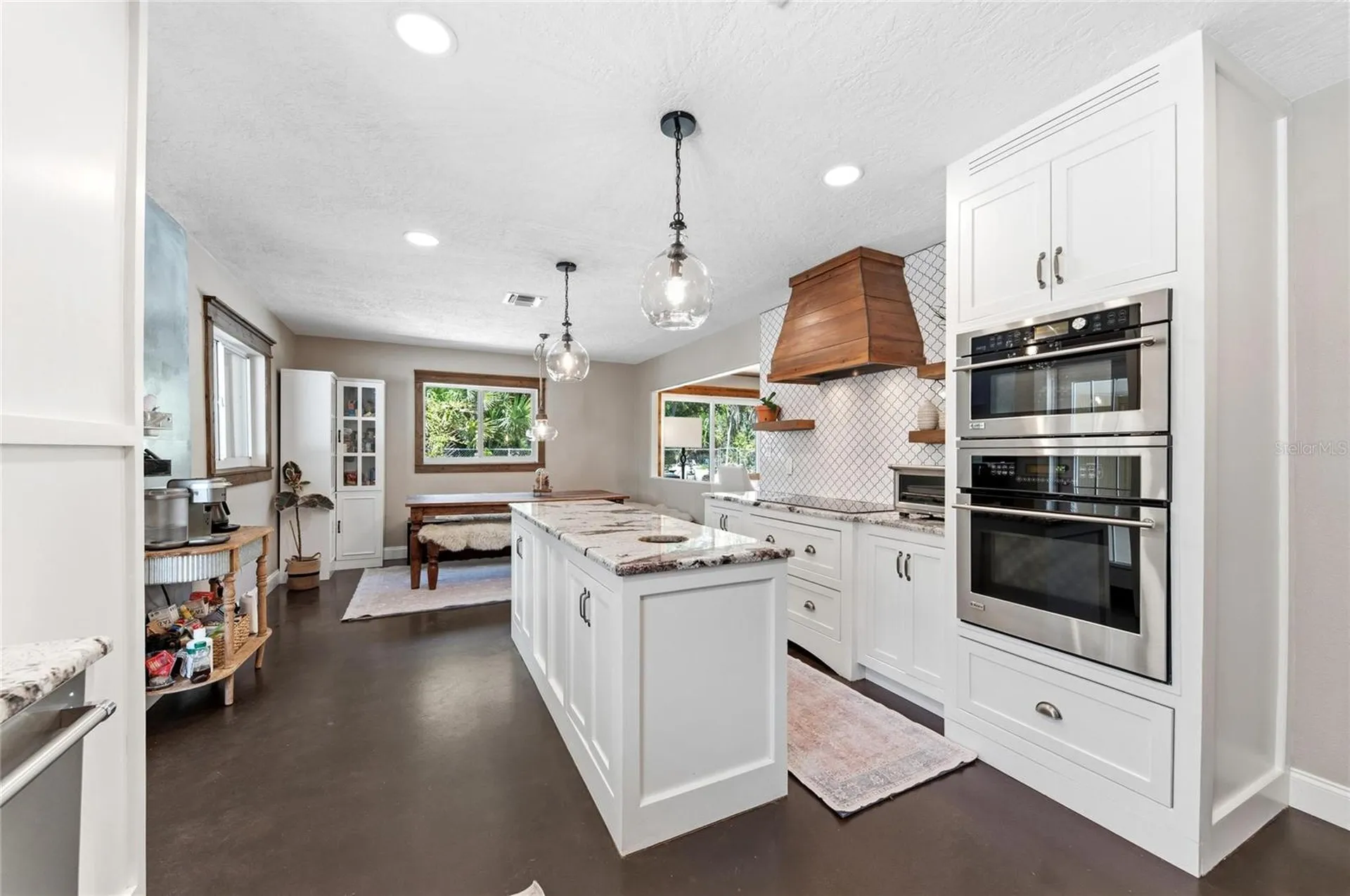 2515 49th Street Sarasota FL 34234