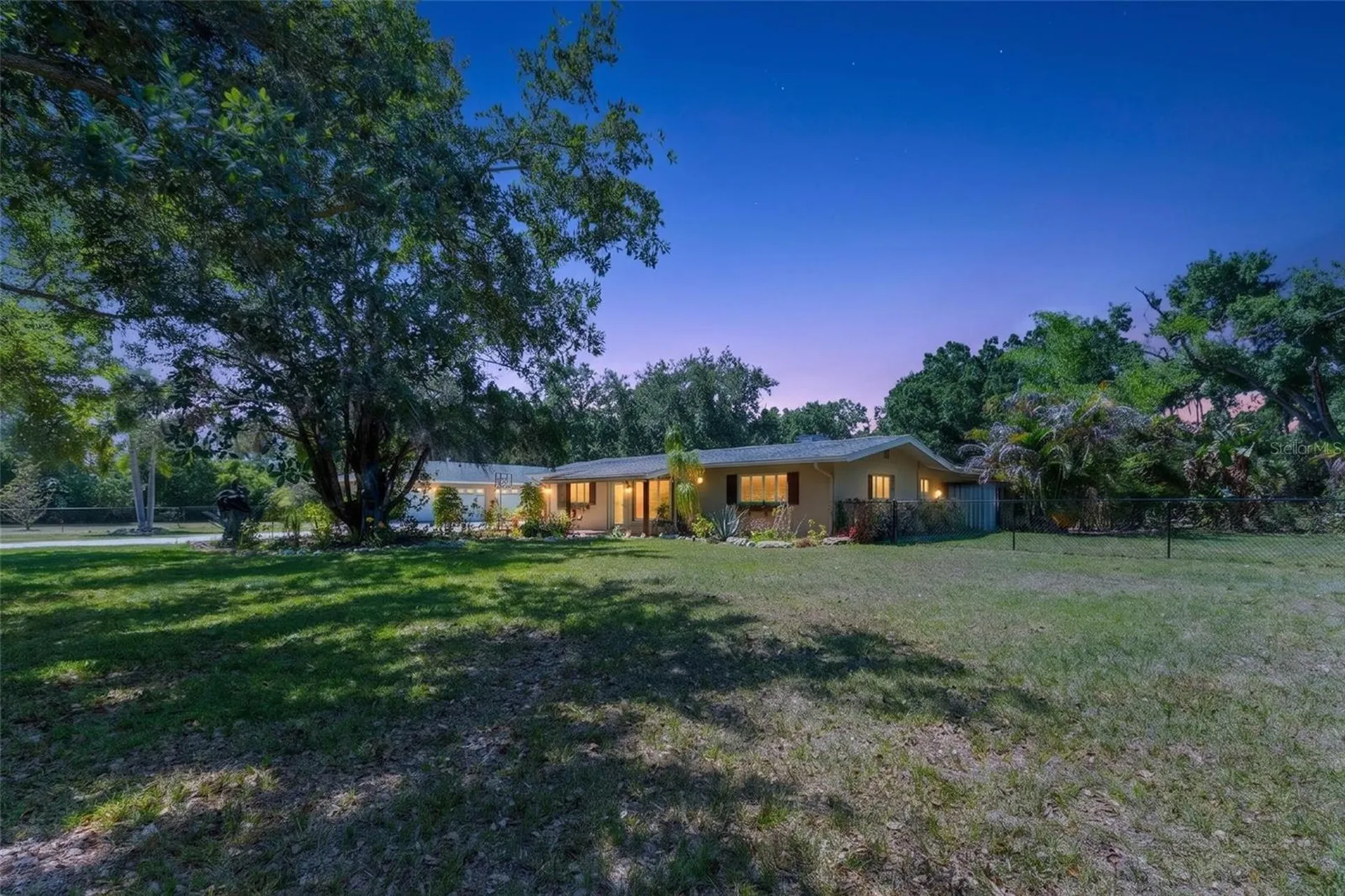 2515 49th Street Sarasota FL 34234