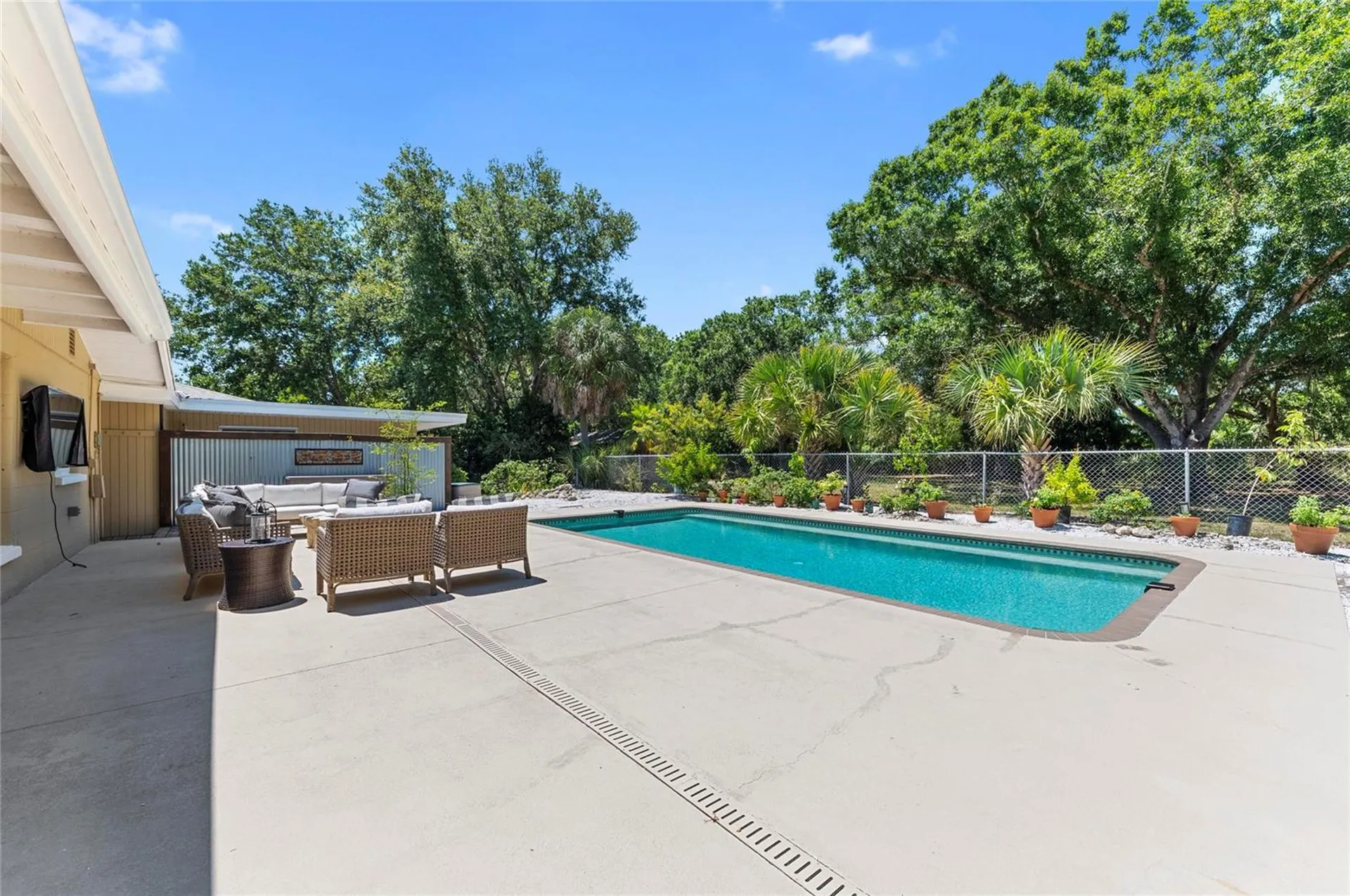 2515 49th Street Sarasota FL 34234