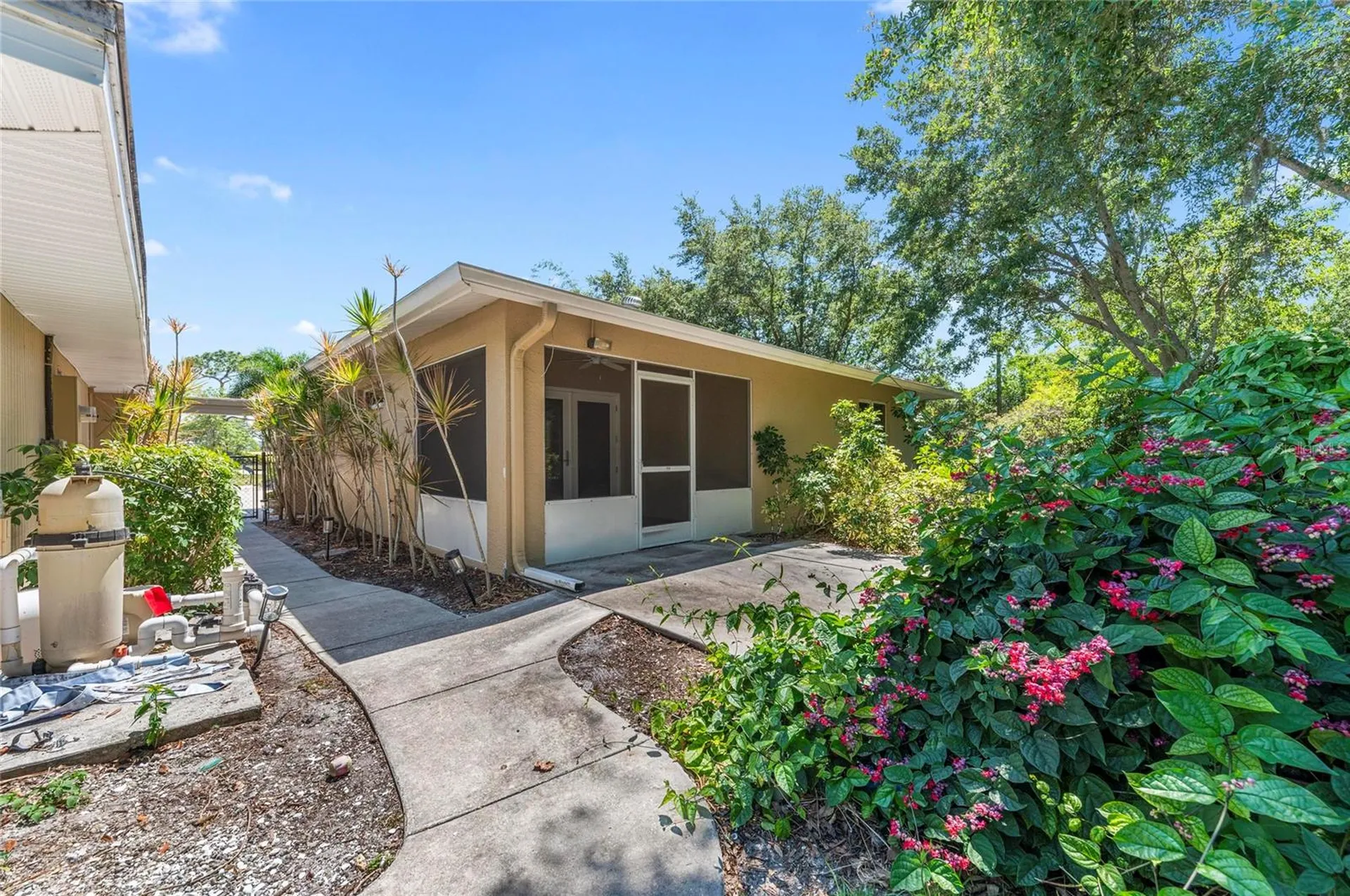 2515 49th Street Sarasota FL 34234