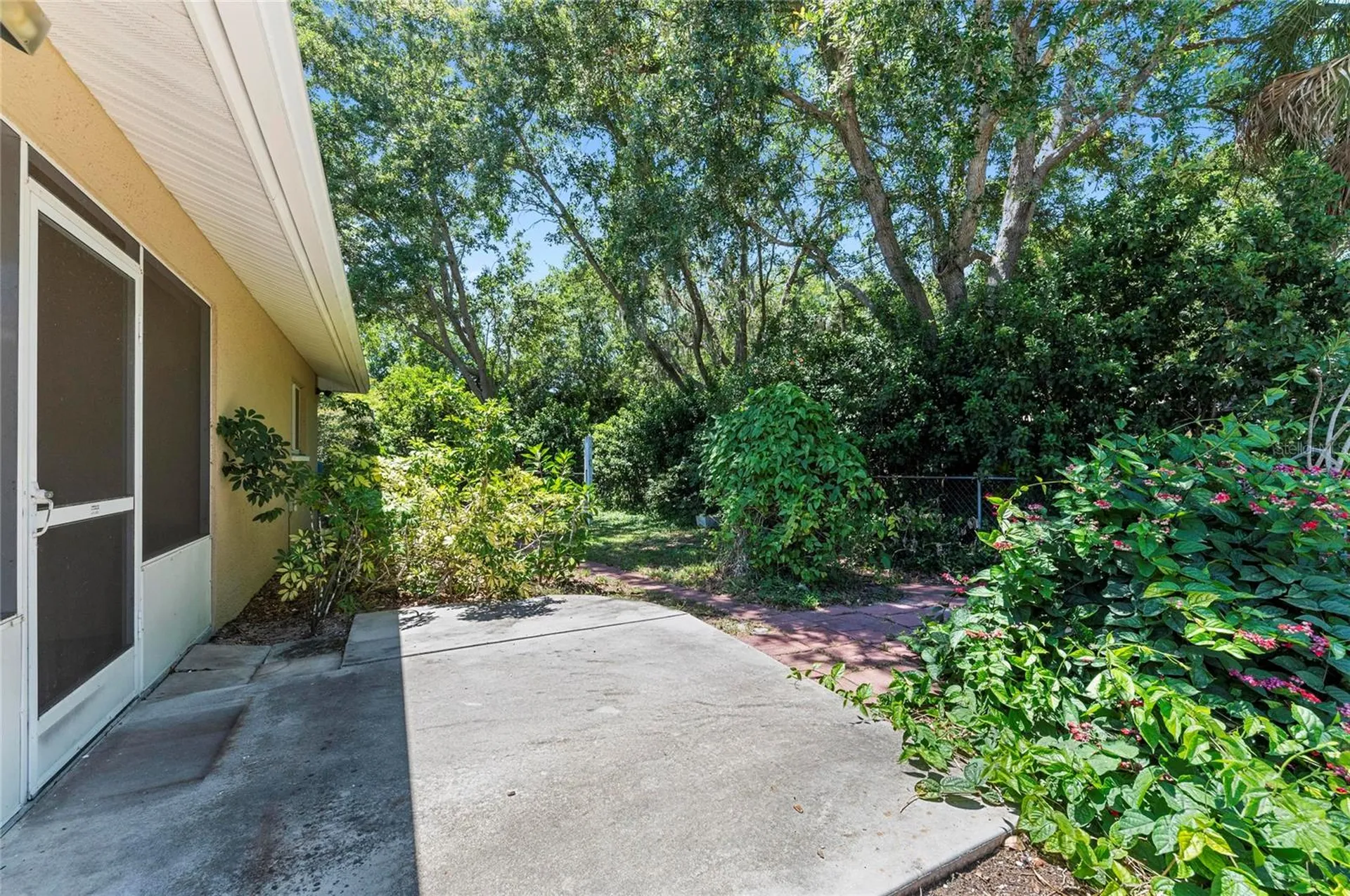 2515 49th Street Sarasota FL 34234