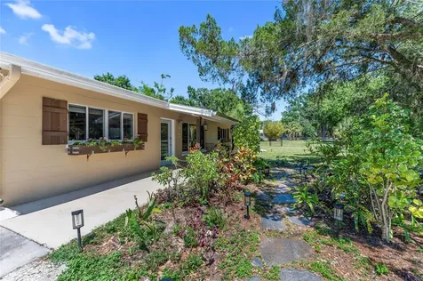 2515 49th Street Sarasota FL 34234
