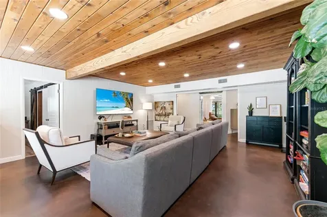 2515 49th Street Sarasota FL 34234