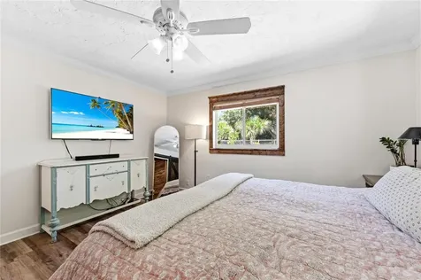 2515 49th Street Sarasota FL 34234