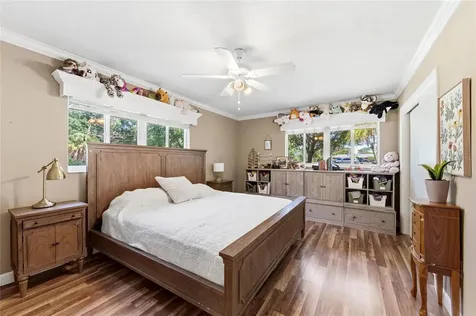 2515 49th Street Sarasota FL 34234