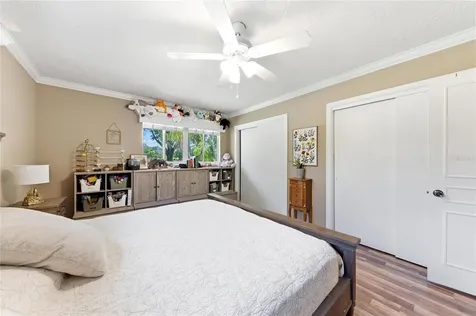 2515 49th Street Sarasota FL 34234