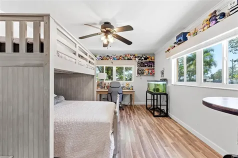 2515 49th Street Sarasota FL 34234