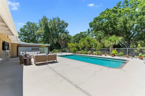 2515 49th Street Sarasota FL 34234