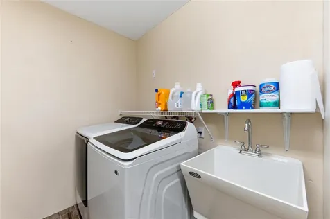 2515 49th Street Sarasota FL 34234
