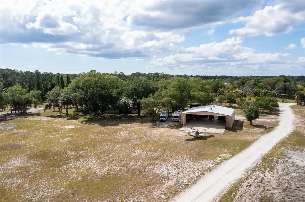 1851 Maytown Road Oak Hill FL 32759