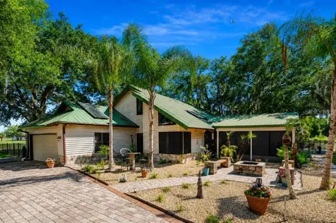 1851 Maytown Road Oak Hill FL 32759