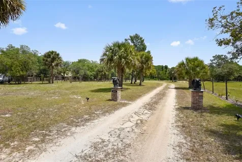 1851 Maytown Road Oak Hill FL 32759