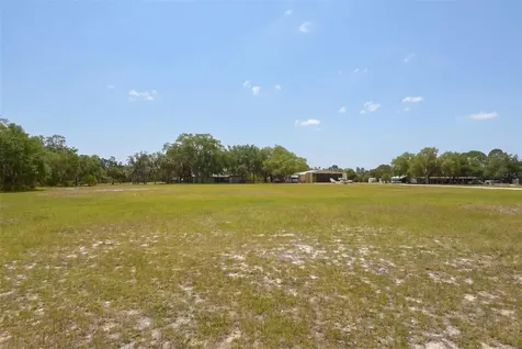 1851 Maytown Road Oak Hill FL 32759
