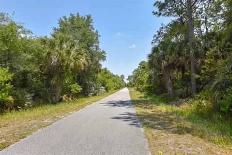 1851 Maytown Road Oak Hill FL 32759