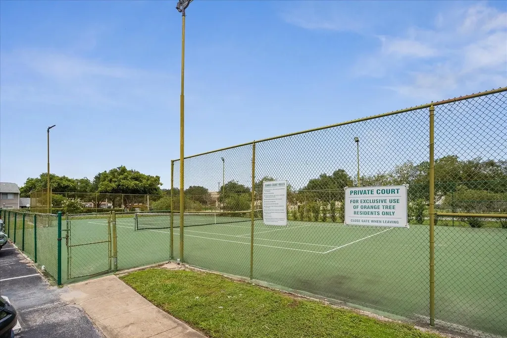 2786 Curry Ford Road Orlando FL 32806