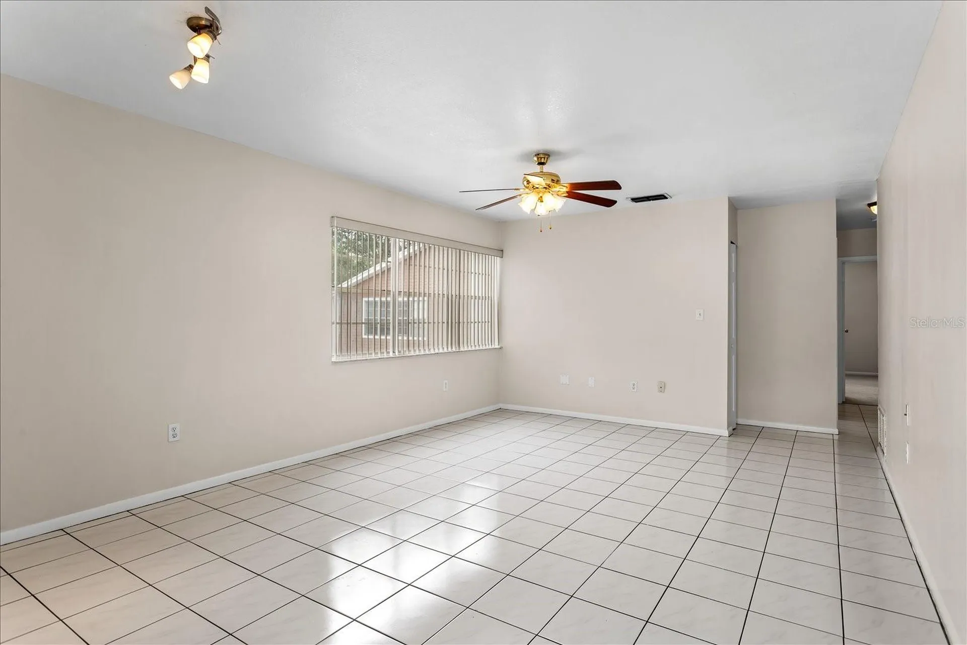 2786 Curry Ford Road Orlando FL 32806