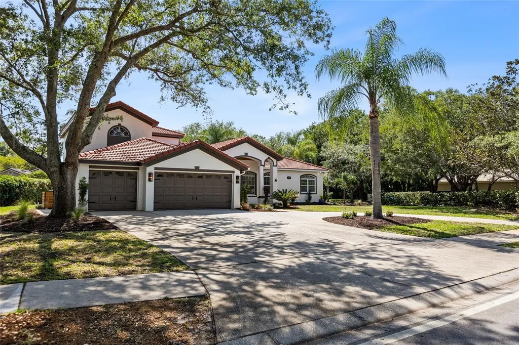 1534 E Lake Woodlands Parkway Oldsmar FL 34677