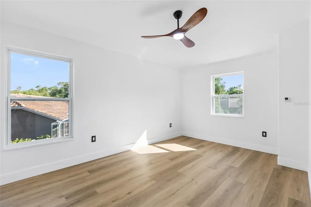 1534 E Lake Woodlands Parkway Oldsmar FL 34677