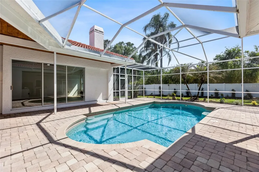 1534 E Lake Woodlands Parkway Oldsmar FL 34677