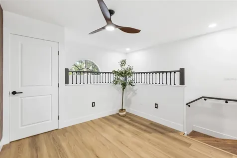 1534 E Lake Woodlands Parkway Oldsmar FL 34677