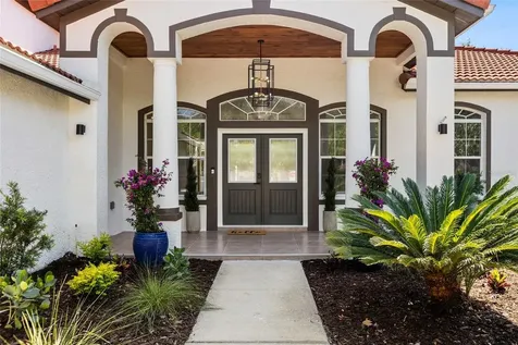 1534 E Lake Woodlands Parkway Oldsmar FL 34677