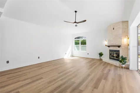1534 E Lake Woodlands Parkway Oldsmar FL 34677