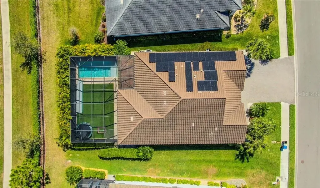 2017 Woodleaf Hammock Court Bradenton FL 34211
