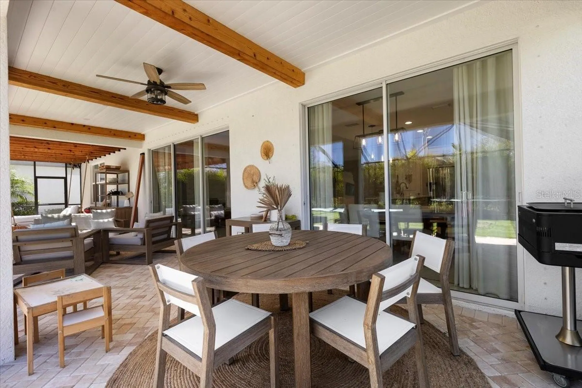 2017 Woodleaf Hammock Court Bradenton FL 34211