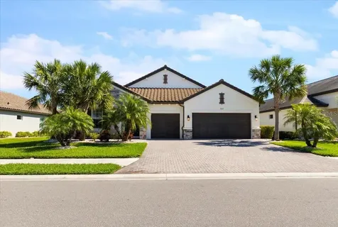 2017 Woodleaf Hammock Court Bradenton FL 34211