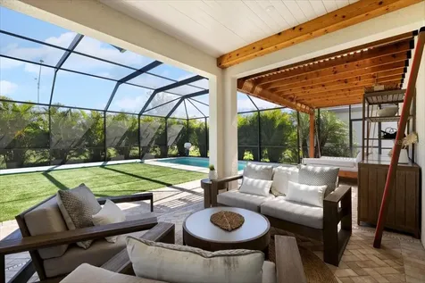 2017 Woodleaf Hammock Court Bradenton FL 34211