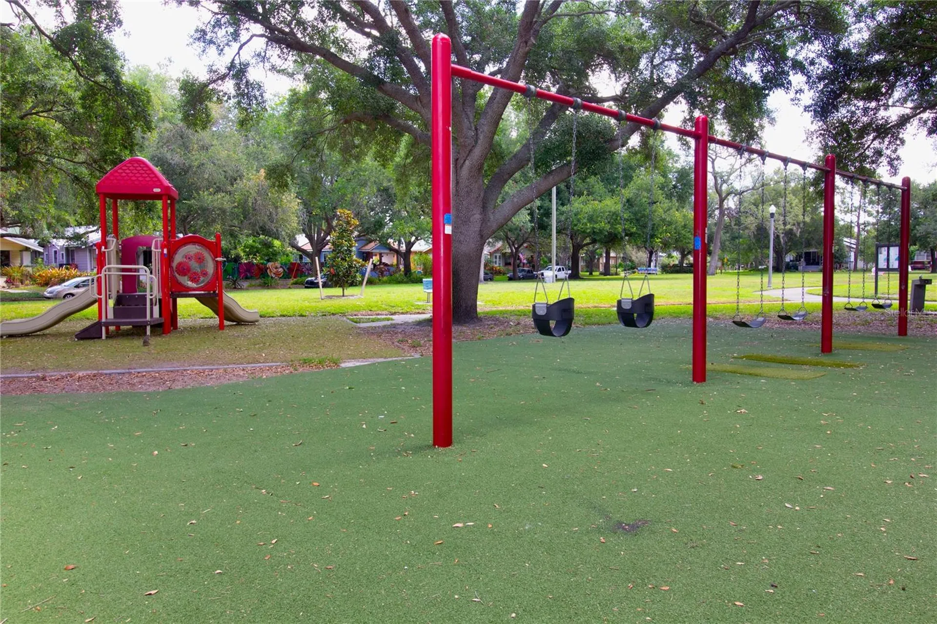 2962 Burlington Avenue N St Petersburg FL 33713