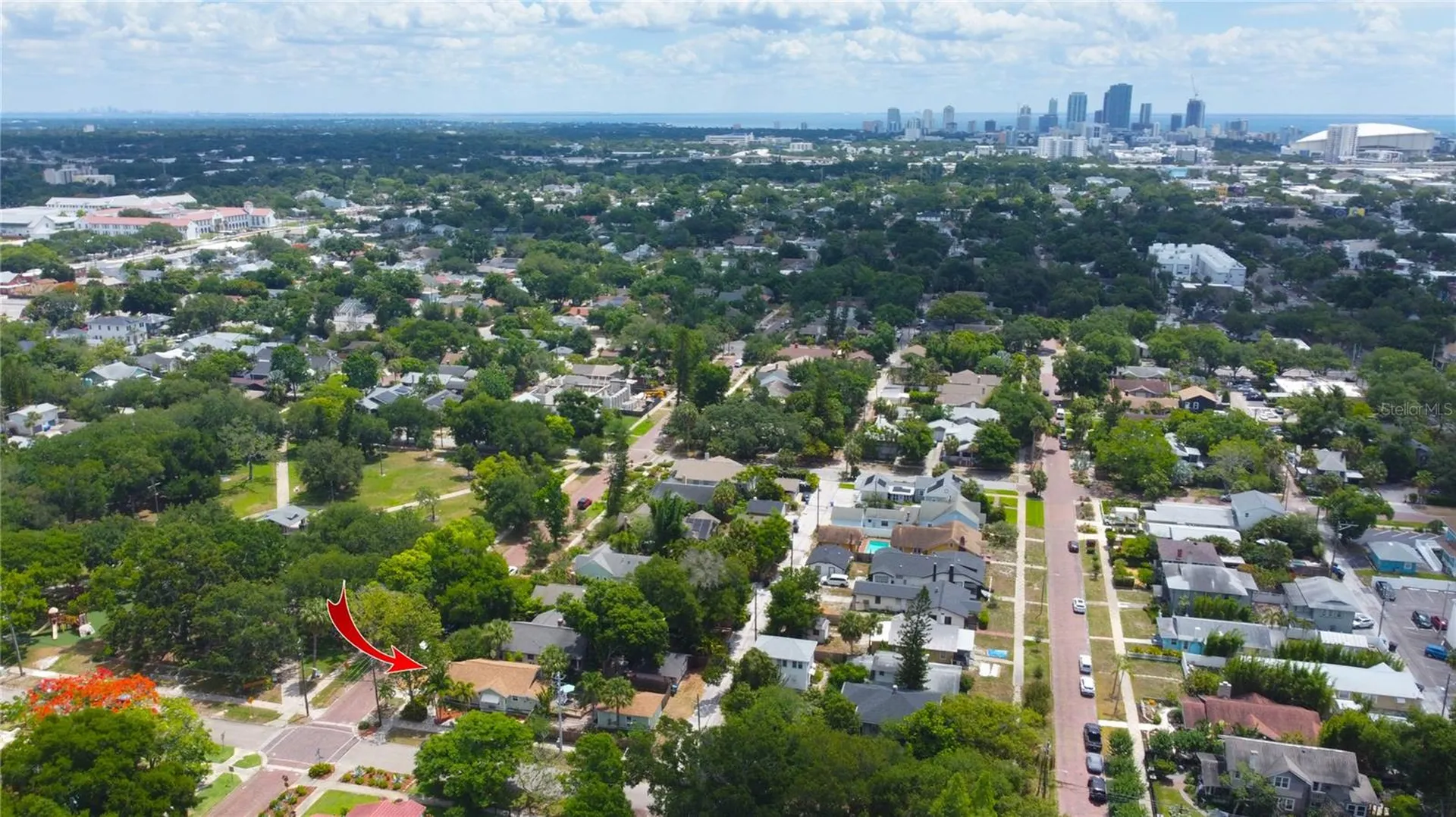 2962 Burlington Avenue N St Petersburg FL 33713