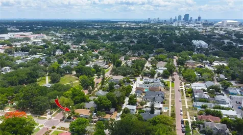 2962 Burlington Avenue N St Petersburg FL 33713