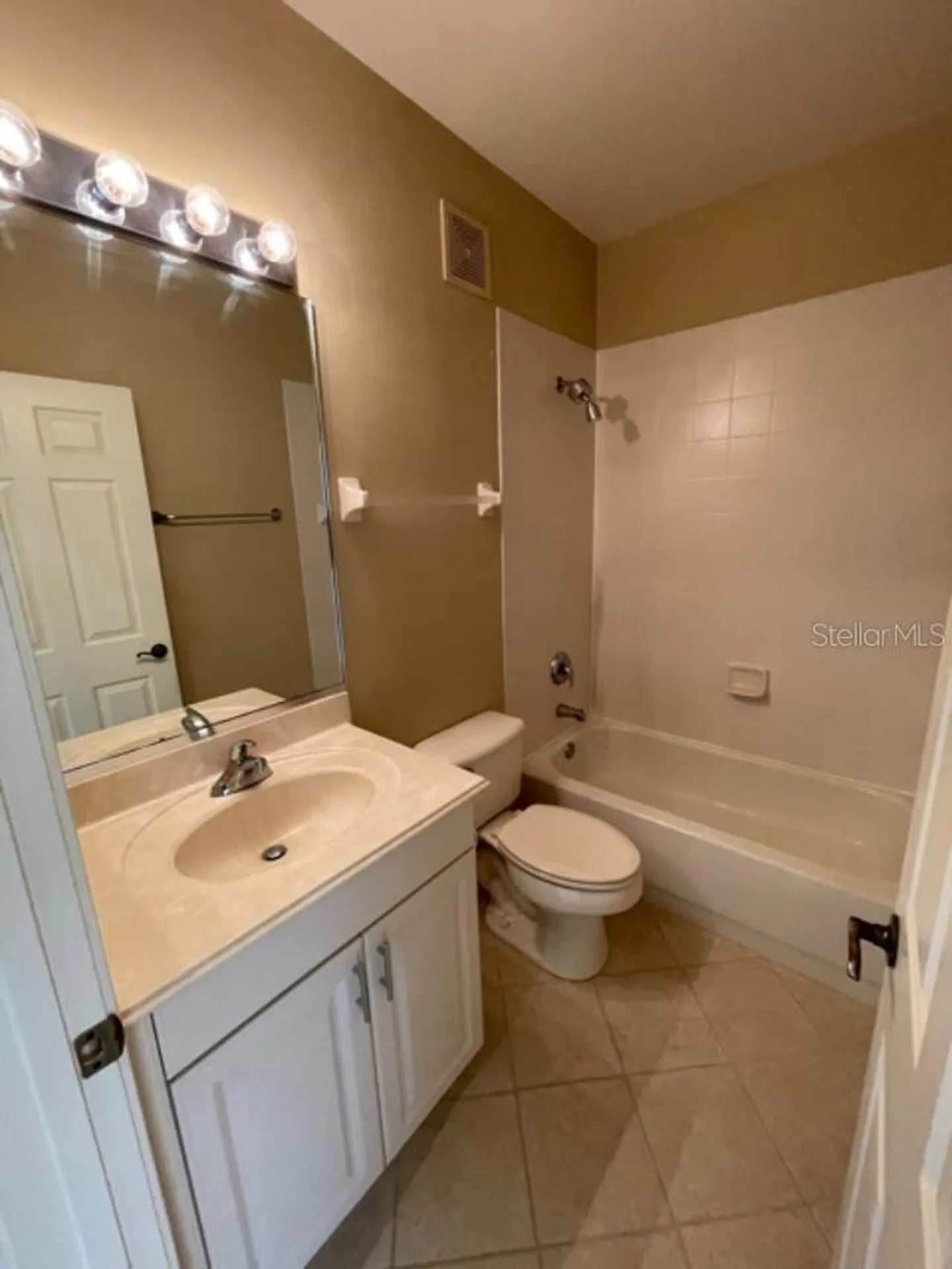 930 Greenlawn Street Celebration FL 34747