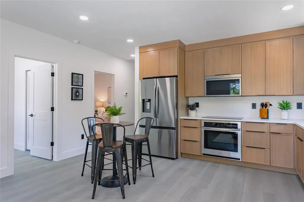 2561/2563 21st Street S St Petersburg FL 33712