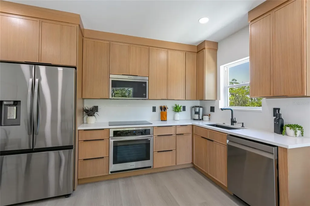 2561/2563 21st Street S St Petersburg FL 33712