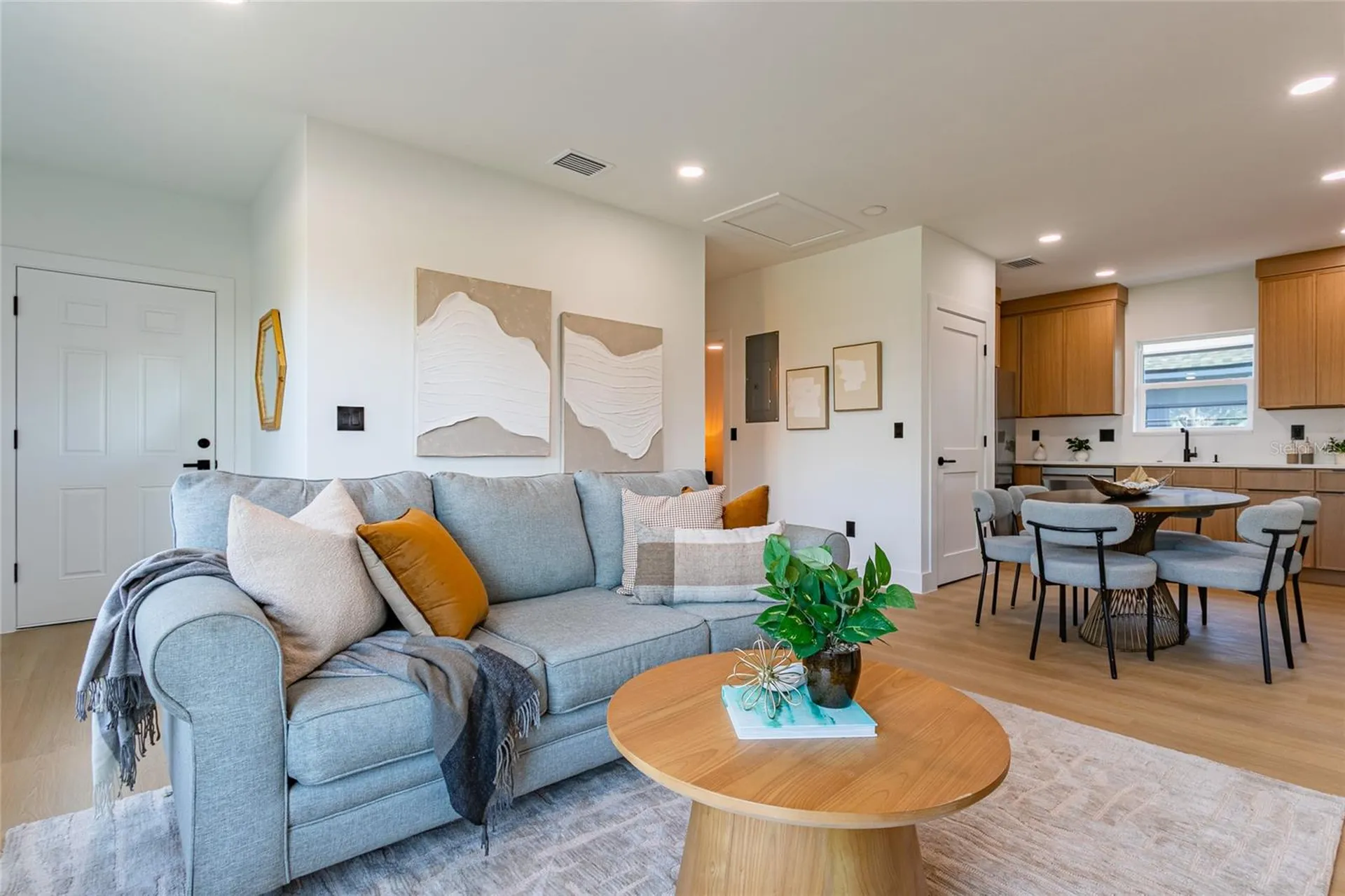 2561/2563 21st Street S St Petersburg FL 33712