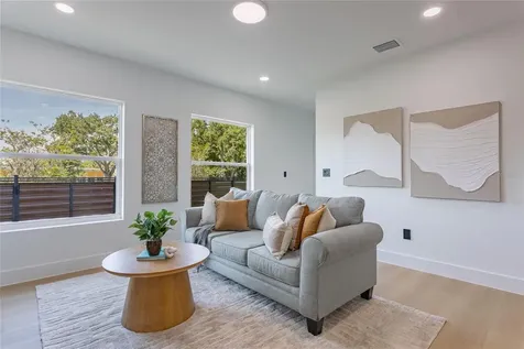 2561/2563 21st Street S St Petersburg FL 33712