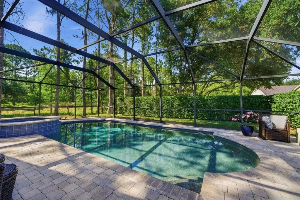 5907 Lourdes Way Lutz FL 33558