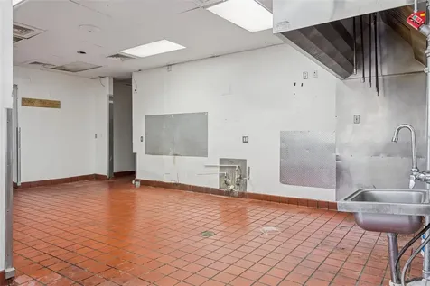 6620 E Dr Martin Luther King Jr Boulevard Tampa FL 33619