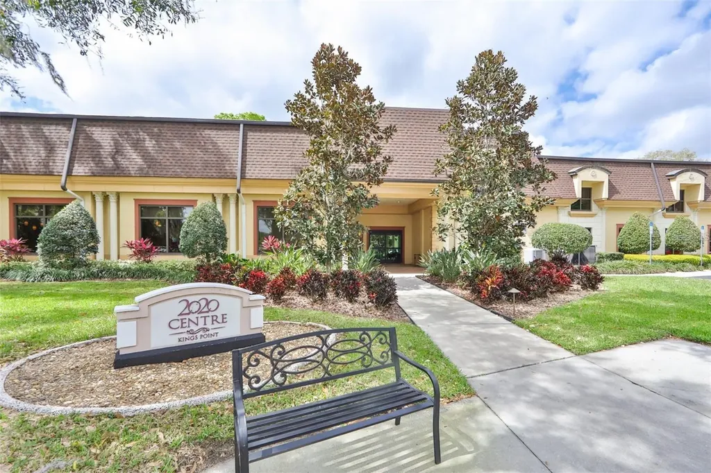201 Kings Boulevard Sun City Center FL 33573