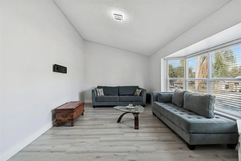 3309 Briarwood Lane Safety Harbor FL 34695