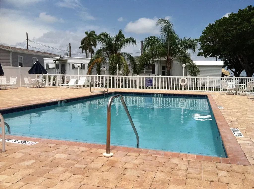 3710 Gulf Of Mexico Drive Longboat Key FL 34228