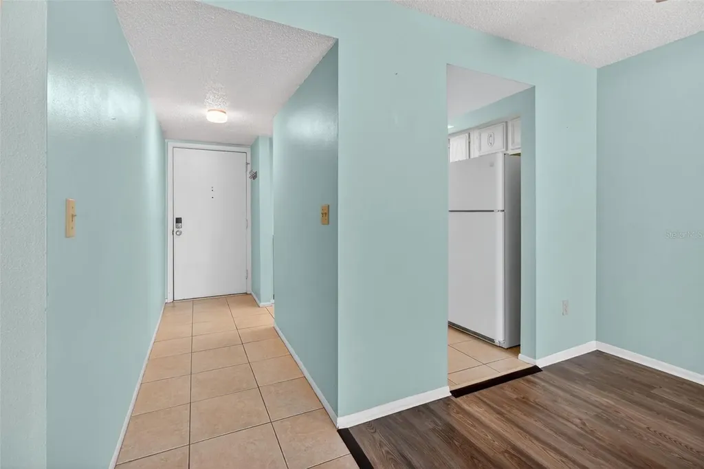 801 83rd Avenue N St Petersburg FL 33702