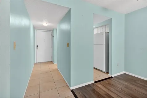 801 83rd Avenue N St Petersburg FL 33702