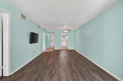 801 83rd Avenue N St Petersburg FL 33702