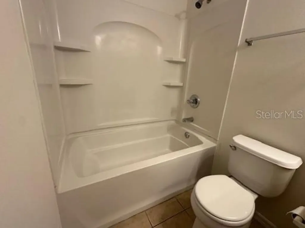 5160 Regatta Drive Kissimmee FL 34746
