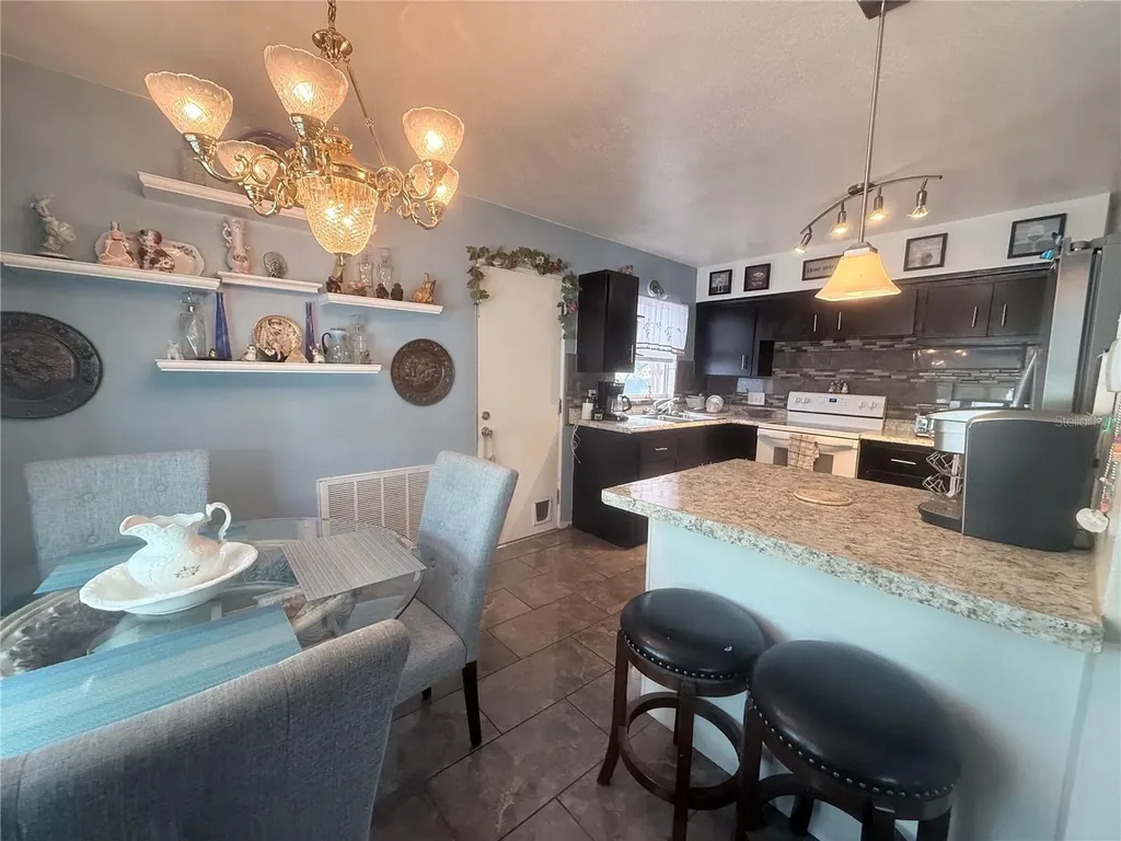 1428 38th Avenue N St Petersburg FL 33704