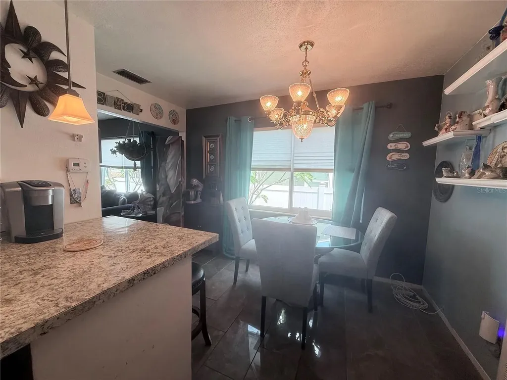 1428 38th Avenue N St Petersburg FL 33704